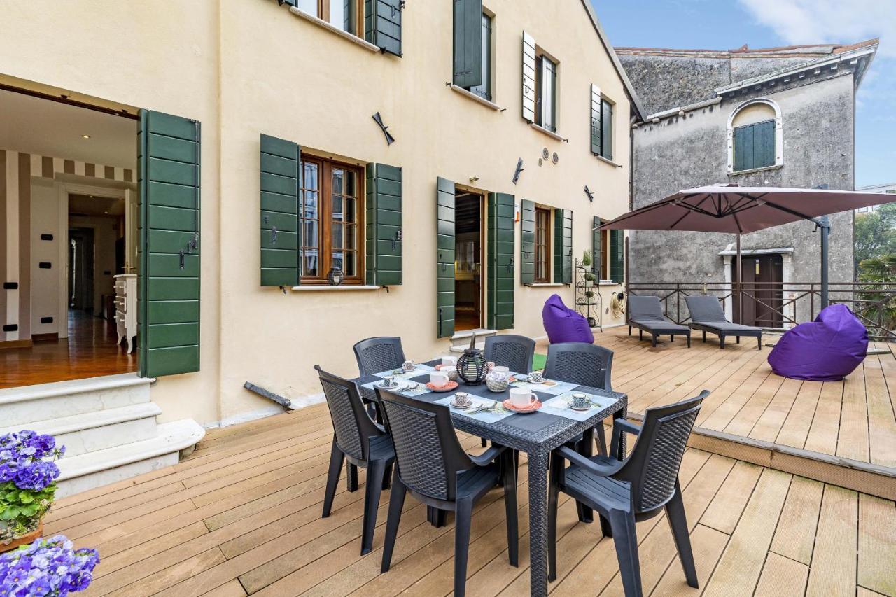 Tolentini Canal View & Terrace By Wonderful Italy Венеция Экстерьер фото